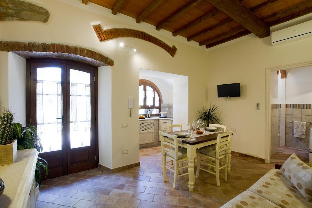 Il Bottaccio Casa Di Campagna Venturina Terme Chambre photo
